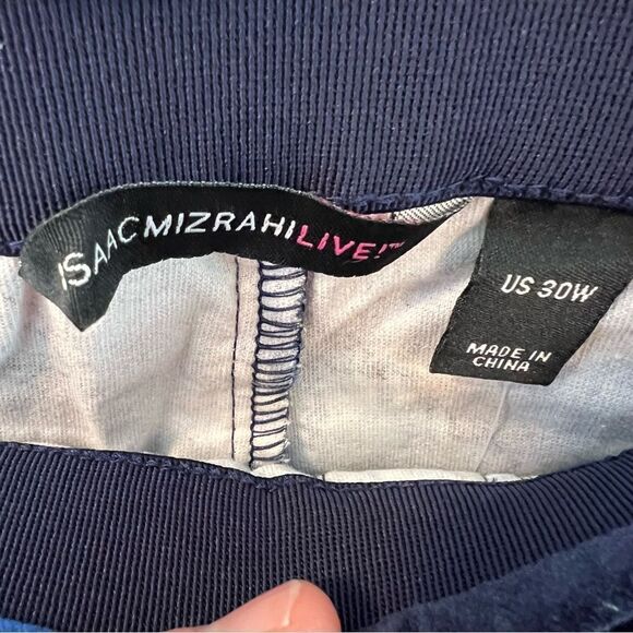 New Isaac Mizrahi Live! Floral Printed Stirrup Pants in Dark Navy | Size Plus 30 - Picture 5 of 10